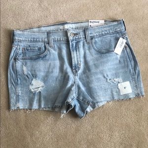 NWT Old Navy boyfriend jean shorts